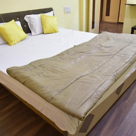 Hotel Drishti Inn Khāpri Dış mekan fotoğraf