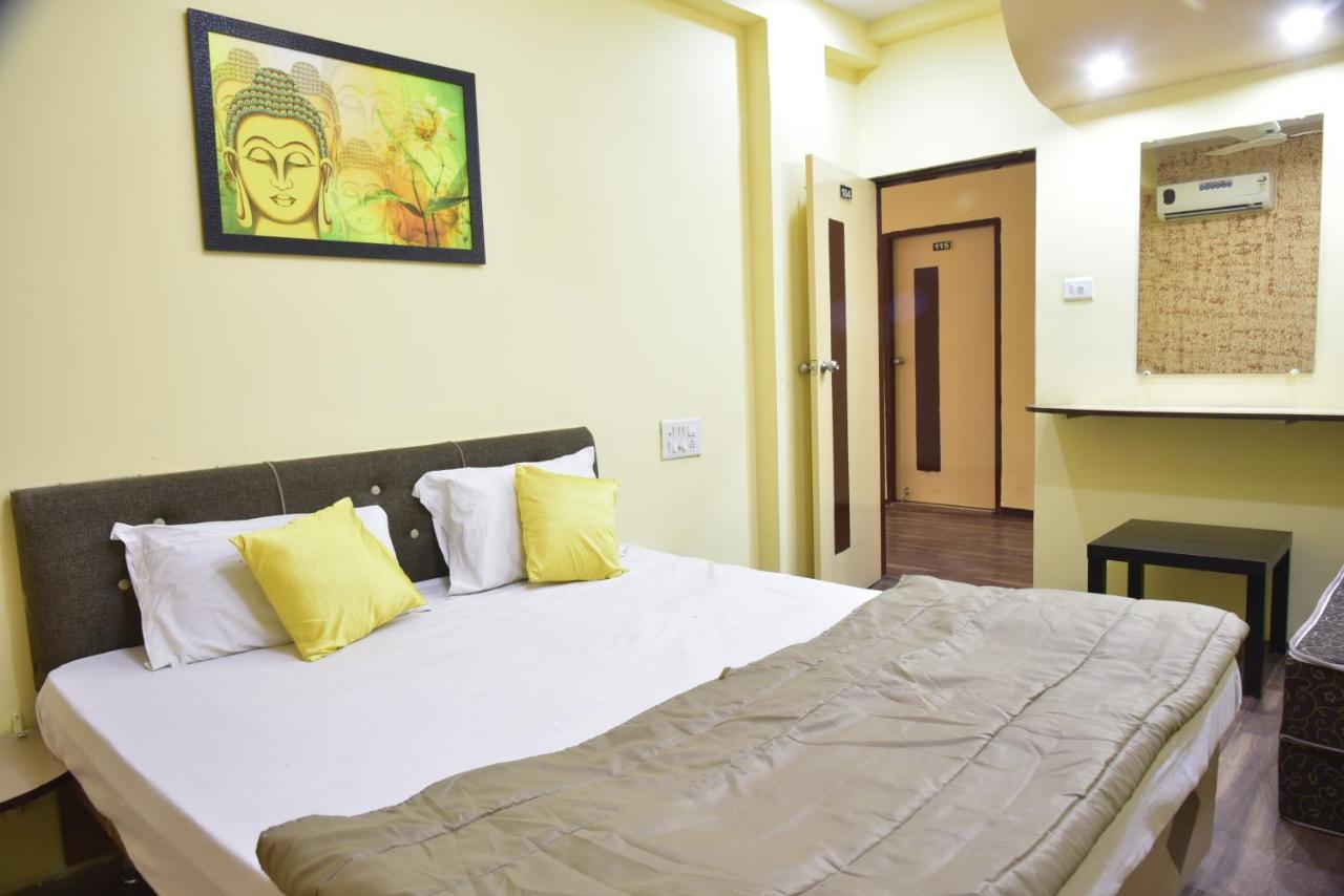 Hotel Drishti Inn Khāpri Dış mekan fotoğraf