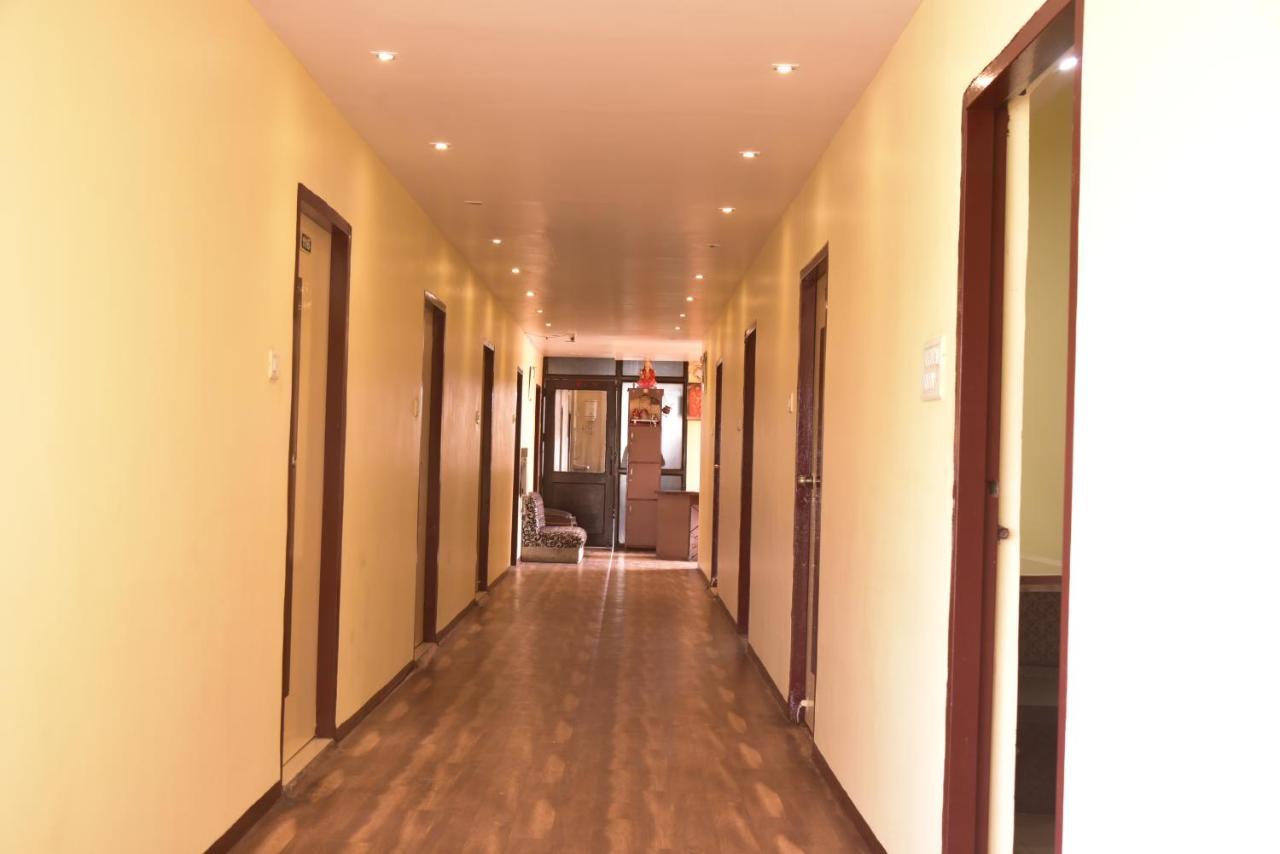 Hotel Drishti Inn Khāpri Dış mekan fotoğraf