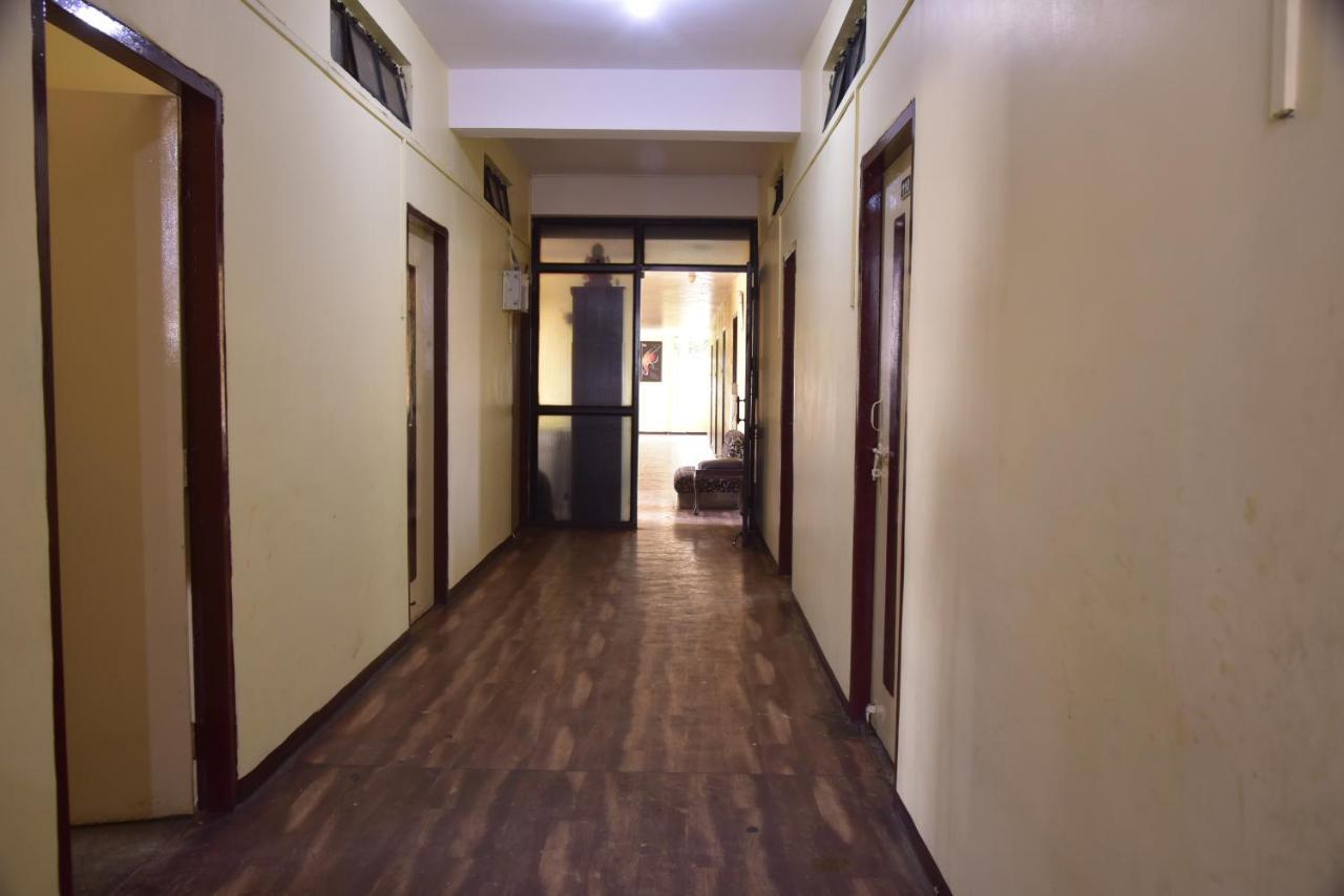 Hotel Drishti Inn Khāpri Dış mekan fotoğraf
